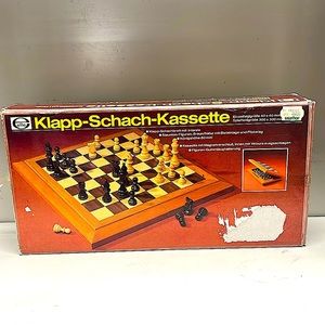 Elite Klamp-Schach-Kassette German Chess Set Board Game